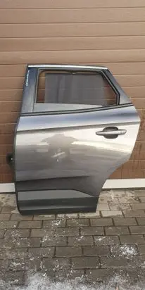 Opel Grandland X Rear door 