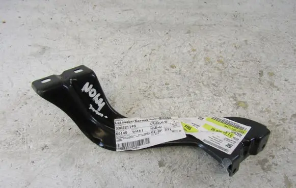 Audi Q3 F3 Fender mounting bracket 83A821149