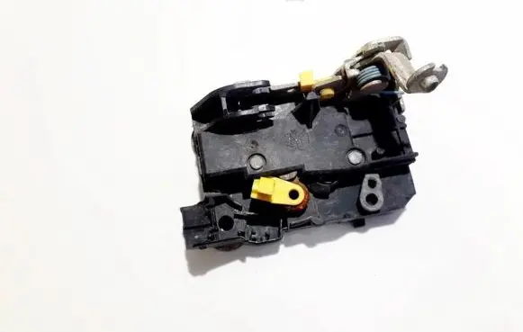 Renault Clio I Front door lock