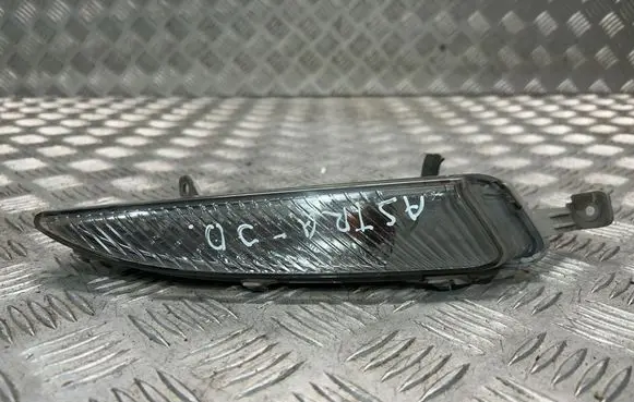 Opel Astra J Front indicator light 13367143