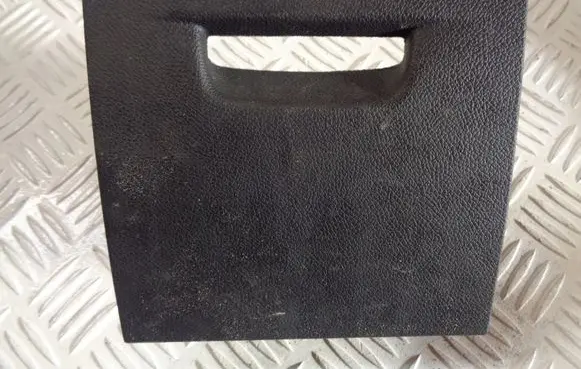 Renault Laguna III Fuse box cover 37825X
