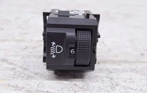 Citroen C3 Headlight level height control switch 98125550ZD