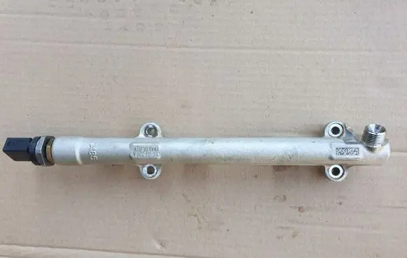 Audi A1 Fuel main line pipe 05C133320A