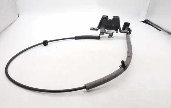 Volkswagen Jetta VI Seat back rest lock catch 5C6885682