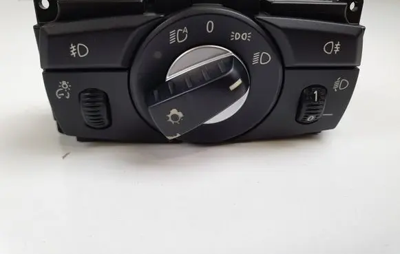 BMW 5 E60 E61 Light switch 9134725