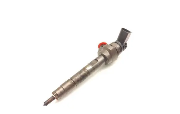 BMW 3 E90 E91 Fuel injector 7810702 0445110617
