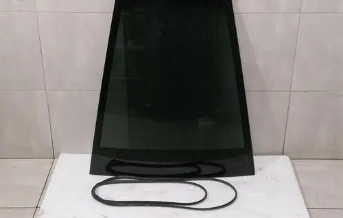 McLaren 600LT Rear windscreen/windshield window