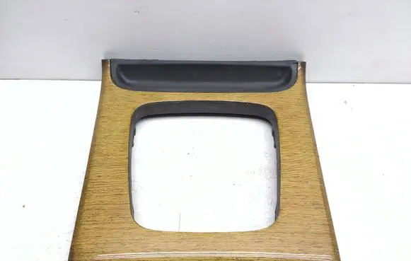 Volvo XC90 Gear shifter surround trim plastic 8674923 8660359 3409989