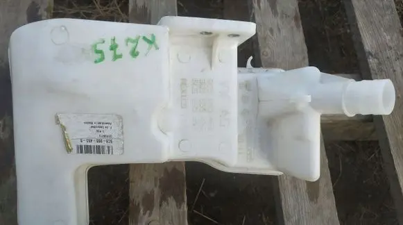 Volkswagen Jetta VI Lamp washer fluid tank 5C6955453S