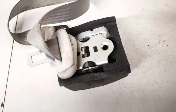Fiat Idea Rear seatbelt
