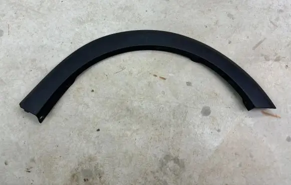 Dacia Sandero Front arch trim 63874-7990-R