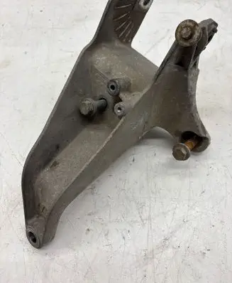 Mini One - Cooper R50 - 53 Gearbox mounting bracket 6756221 23106