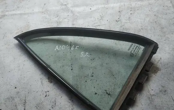 Toyota Corolla E120 E130 Rear vent window glass as2