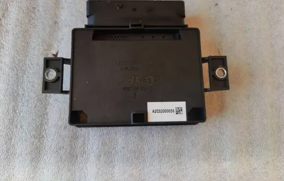 Audi Q5 SQ5 Hand brake control module 8K0907801M