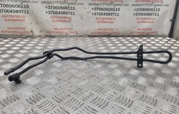 Volkswagen PASSAT B5 Power steering hose/pipe/line 8D0422885F