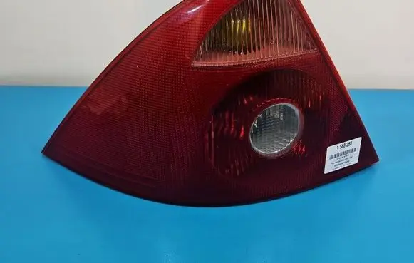 Ford Mondeo Mk III Rear/tail lights IMPRK1588260