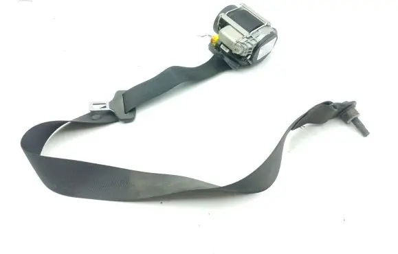 Mercedes-Benz B W245 Front seatbelt 1698608485
