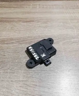 Opel Zafira A Airbag deployment crash/impact sensor 09133263 TGS1409209C