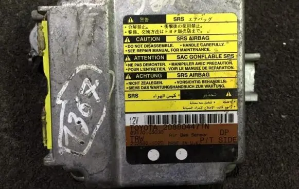 Toyota Avensis T220 Airbag control unit/module 8917005030 202592-102d
