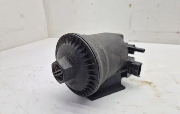 Opel Insignia A Fuel filter housing 13244294
