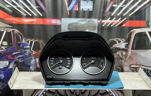 BMW 1 F20 F21 Speedometer (instrument cluster) 9232892
