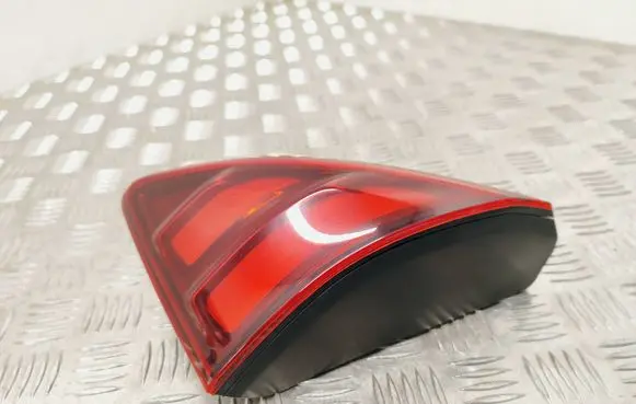 Peugeot 3008 I Tailgate rear/tail lights 9805511280 81300201 00107831