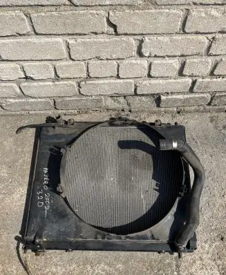 Mitsubishi Pajero Coolant radiator