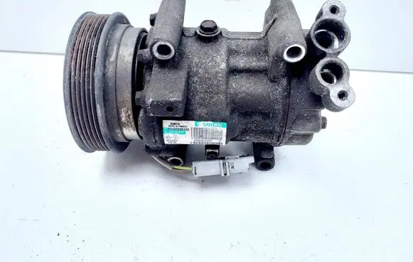 Nissan Juke I F15 Air conditioning (A/C) compressor (pump) 03485203162 8200953359