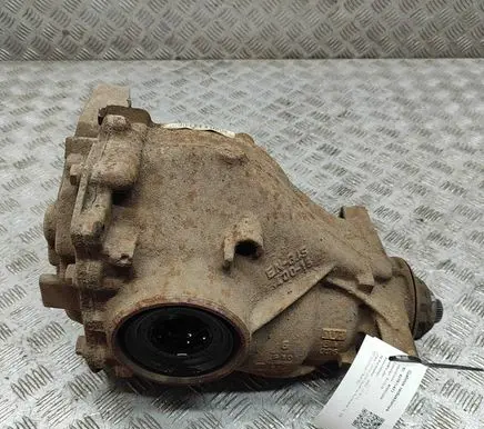 BMW X5 E70 Rear differential 7590913