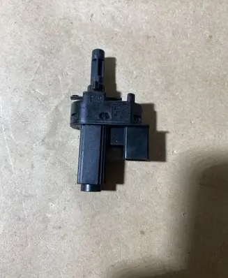 Ford Focus Other switches/knobs/shifts 4M5T7C534AA 6Z77A