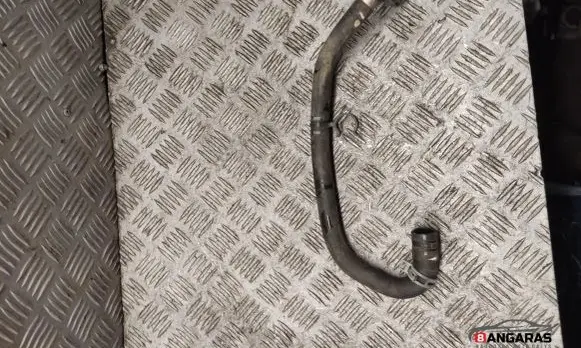 Volvo XC40 Engine coolant pipe/hose 32224232