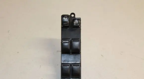 Nissan Almera N16 Electric window control switch