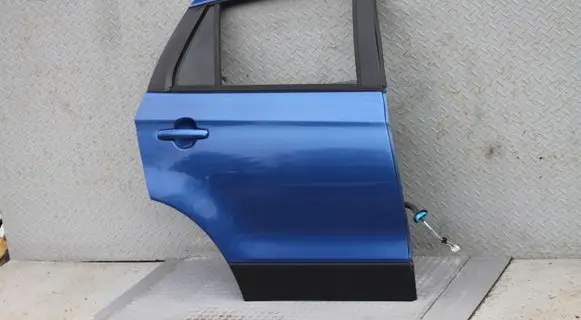 Suzuki SX4 S-Cross Rear door