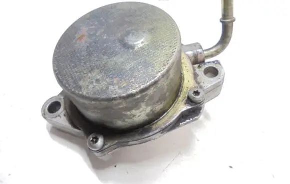 Peugeot 206+ Vacuum pump 9637413980