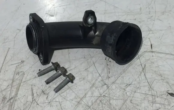 Mercedes-Benz Sprinter W906 Engine coolant pipe/hose 1481934