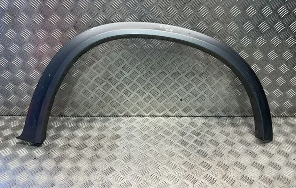 BMW X5 E70 Front arch trim 8036654