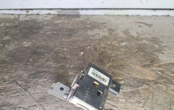 Mitsubishi ASX Horn buzzer relay 8637A176 G8D640MBUZB 4101212957