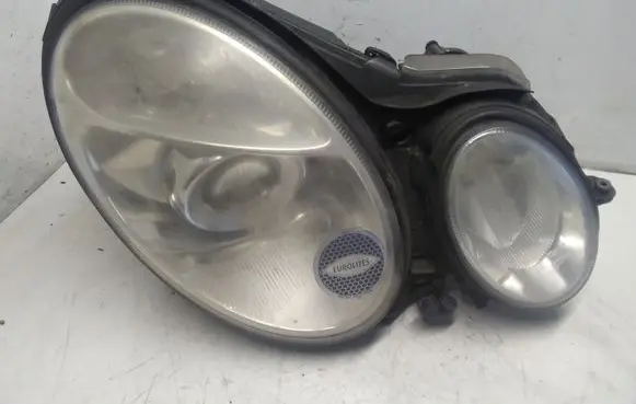 Mercedes-Benz E W211 Headlight/headlamp 15436001 15638900