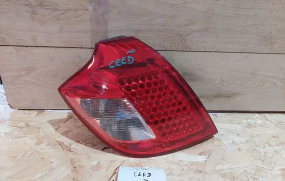 KIA Ceed Rear/tail lights