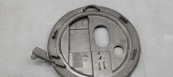 Volkswagen Touran III Rocker cam cover 1T0971839D