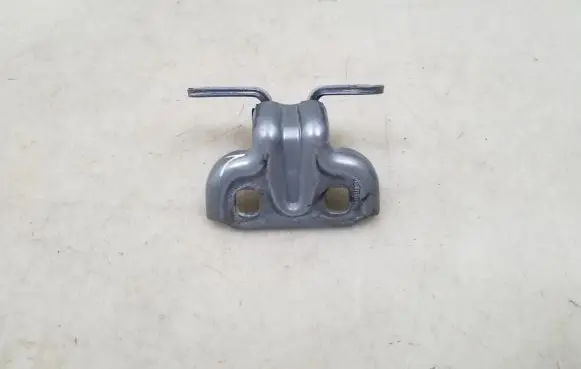 Opel Astra J Rear door upper hinge
