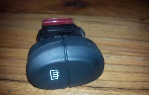 Renault Megane I Windscreen/window heater switch 841243B