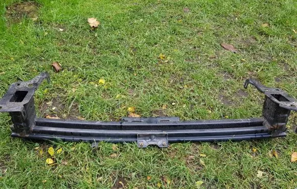 Skoda Fabia Mk3 (NJ) Front bumper cross member 6V0807109