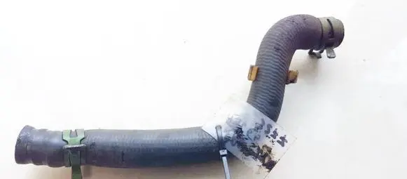 Volkswagen PASSAT B3 Engine coolant pipe/hose 191819373