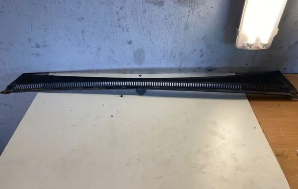 Renault Espace V (RFC) Wiper trim 668117583R