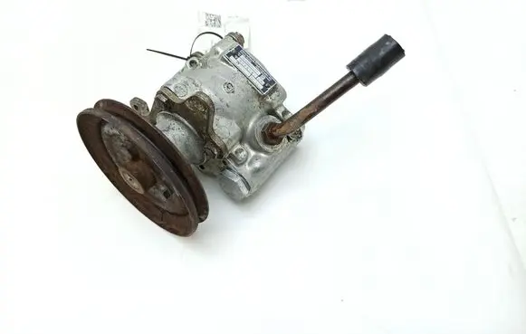 BMW 5 E28 Power steering pump 7671955144 0768183 7671501103