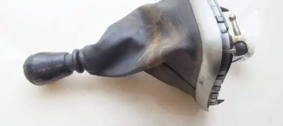 Nissan Qashqai+2 Gear shifter/selector