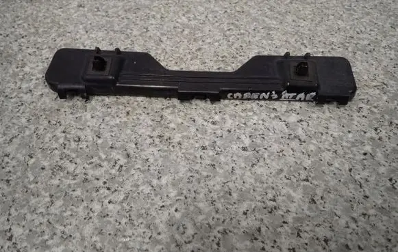 KIA Carens II Front bumper mounting bracket