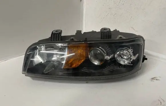 Fiat Punto (188) Headlight/headlamp 89100449 89100568