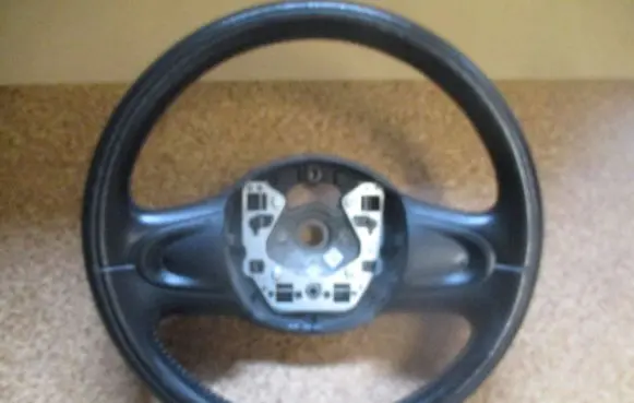 Mini One - Cooper Coupe R56 Steering wheel